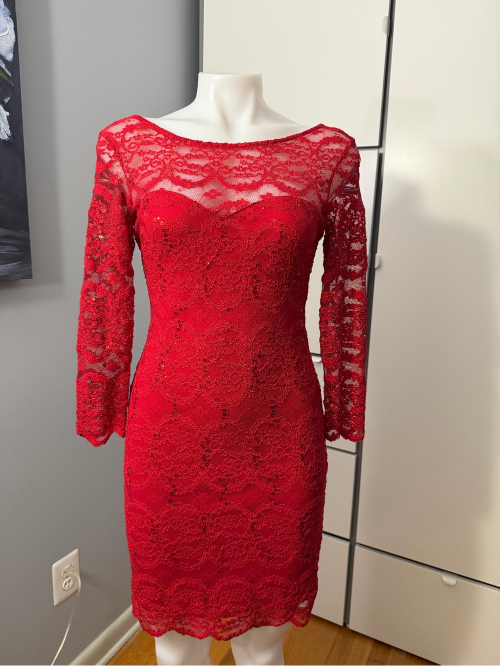 Jump Red Lace Sheath Dress with Illusion Yoke